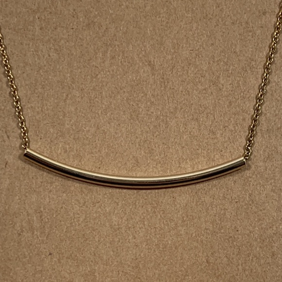Basic Accessory Necklace - Picture 2 of 3